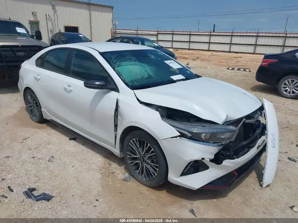 3KPF54ADXNE430556 2022 KIA FORTE - Image 1