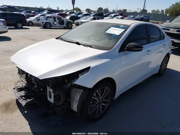 3KPF54ADXNE438026 2022 KIA FORTE - Image 2