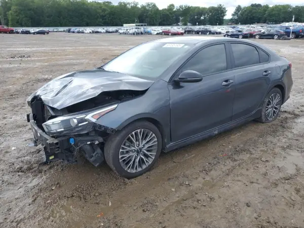 3KPF54ADXNE439824 2022 KIA FORTE - Image 1