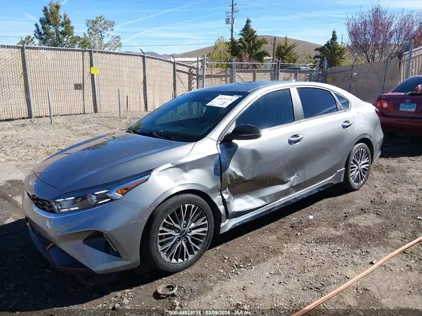 3KPF54ADXNE439970 2022 KIA FORTE - Image 2