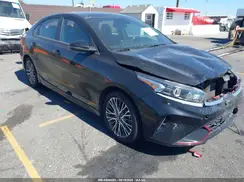 3KPF54ADXNE442240 2022 KIA FORTE