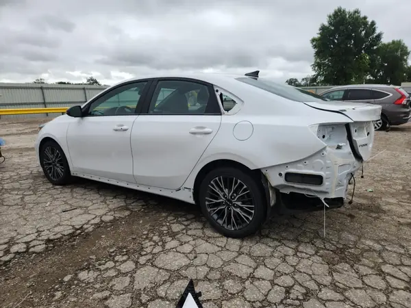 3KPF54ADXNE451519 2022 KIA FORTE - Image 2