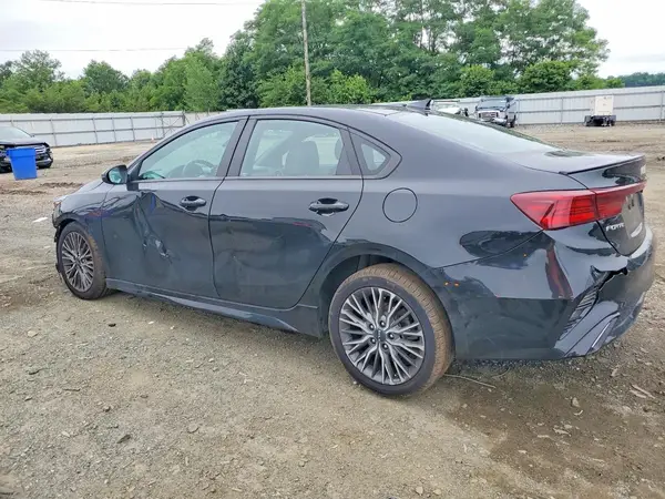 3KPF54ADXNE454355 2022 KIA FORTE - Image 2