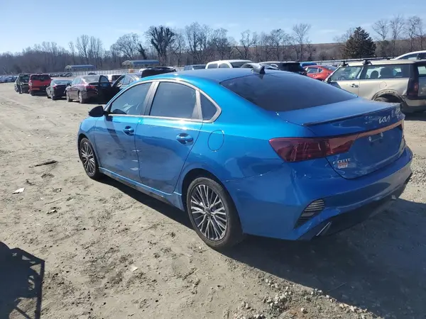 3KPF54ADXNE455618 2022 KIA FORTE - Image 2