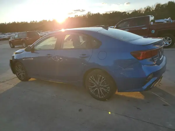 3KPF54ADXNE457076 2022 KIA FORTE - Image 2