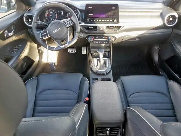 3KPF54ADXNE478557 2022 KIA FORTE - Image 8