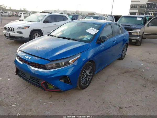 3KPF54ADXNE478963 2022 KIA FORTE - Image 2
