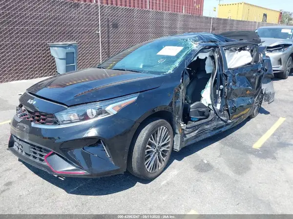 3KPF54ADXNE500377 2022 KIA FORTE - Image 2