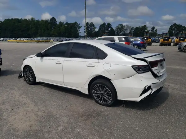 3KPF54ADXNE504350 2022 KIA FORTE - Image 2