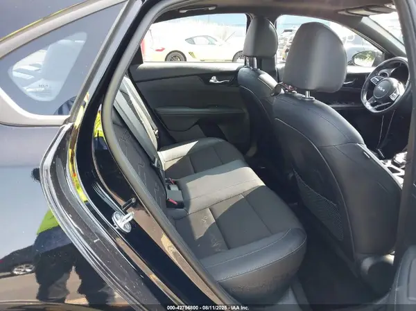 3KPF54ADXNE505000 2022 KIA FORTE - Image 8
