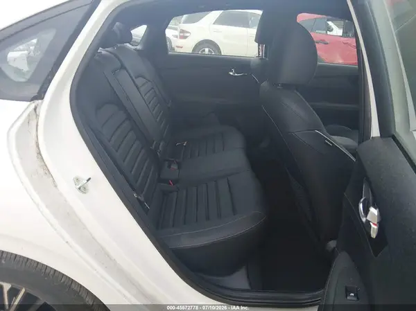 3KPF54ADXNE510679 2022 KIA FORTE - Image 8
