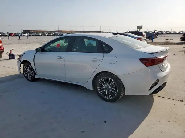 3KPF54ADXNE511847 2022 KIA FORTE - Image 2