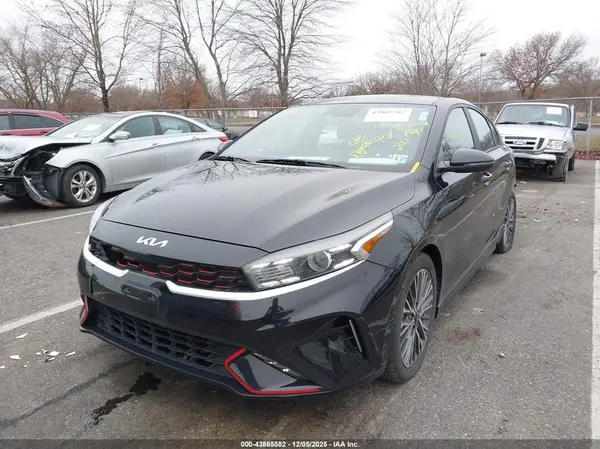 3KPF54ADXPE515688 2023 KIA FORTE - Image 2