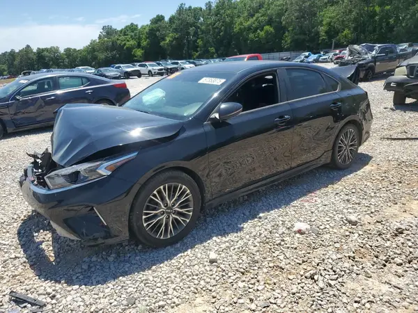 3KPF54ADXPE517456 2023 KIA FORTE - Image 1