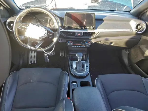 3KPF54ADXPE520275 2023 KIA FORTE - Image 8