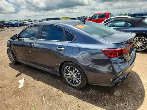 3KPF54ADXPE529977 2023 KIA FORTE - Image 2