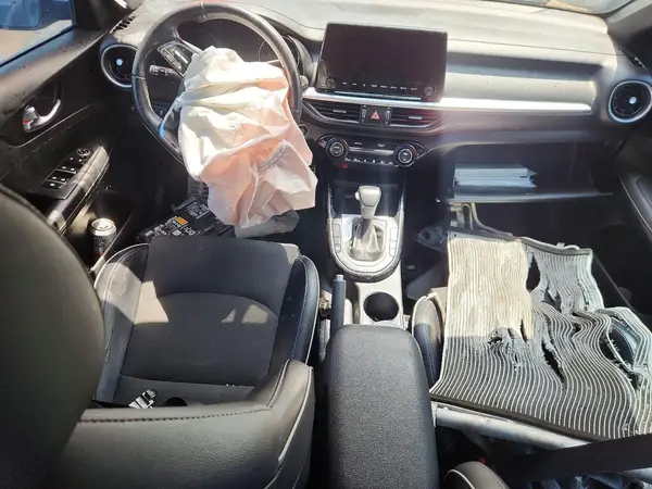 3KPF54ADXPE529977 2023 KIA FORTE - Image 8