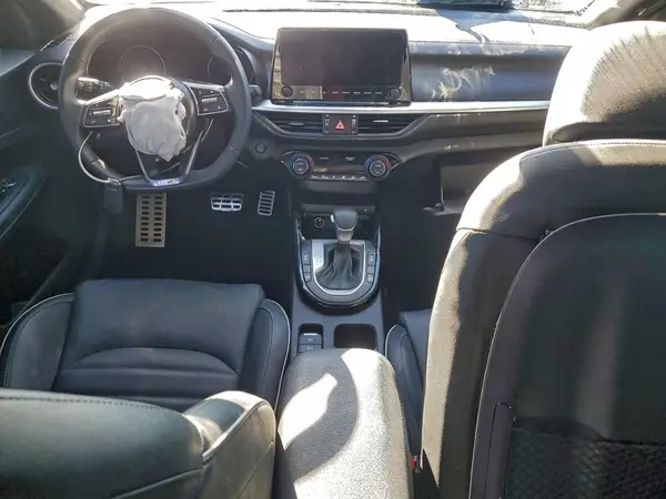 3KPF54ADXPE537545 2023 KIA FORTE - Image 8