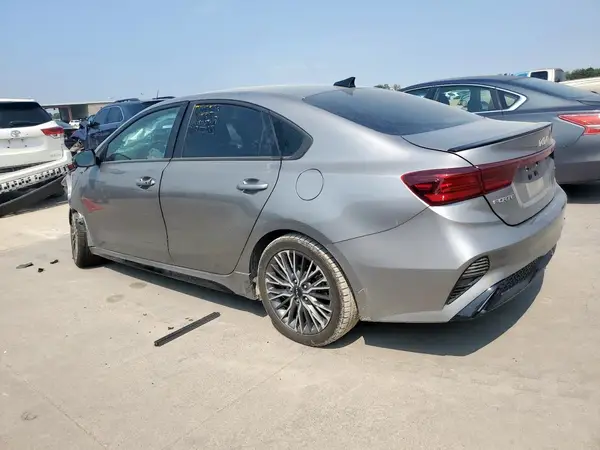 3KPF54ADXPE539151 2023 KIA FORTE - Image 2