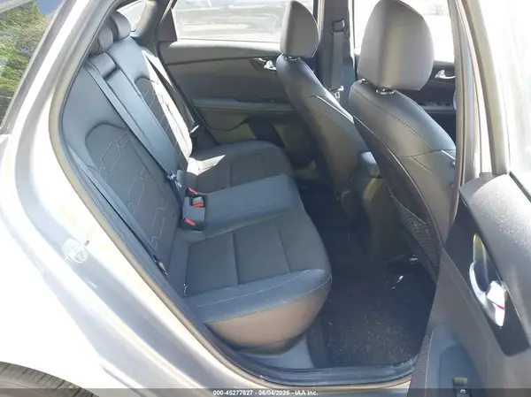 3KPF54ADXPE542339 2023 KIA FORTE - Image 8