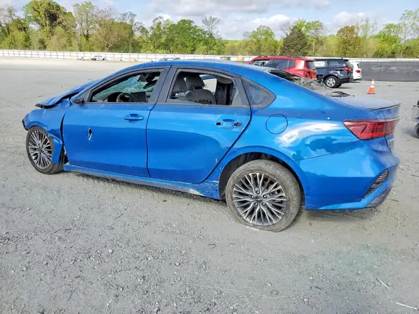 3KPF54ADXPE545631 2023 KIA FORTE - Image 2