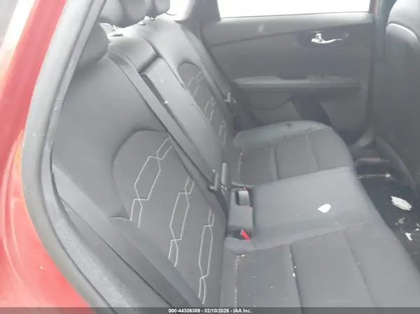 3KPF54ADXPE550960 2023 KIA FORTE - Image 8