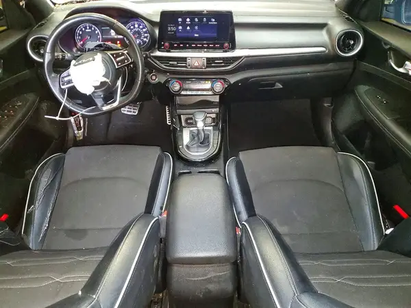 3KPF54ADXPE556760 2023 KIA FORTE - Image 8