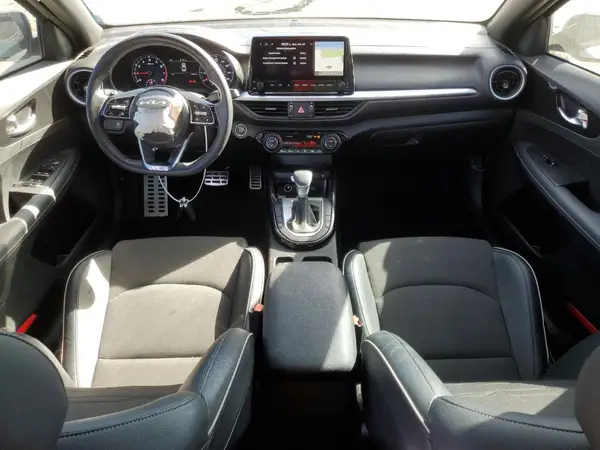 3KPF54ADXPE563532 2023 KIA FORTE - Image 8