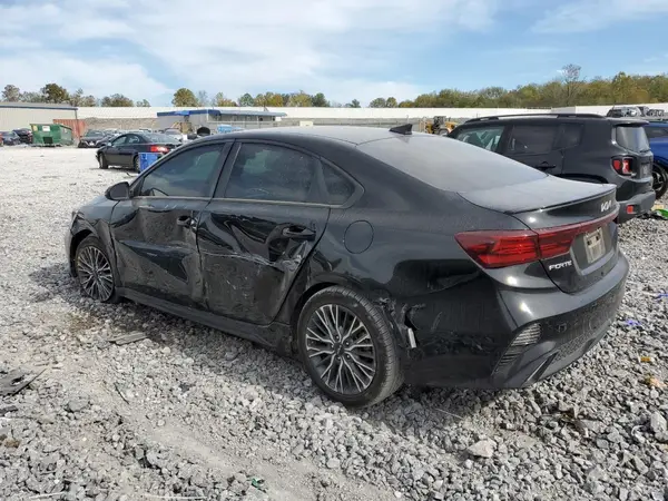 3KPF54ADXPE565460 2023 KIA FORTE - Image 2