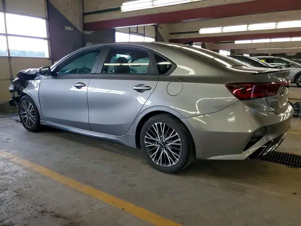 3KPF54ADXPE568908 2023 KIA FORTE - Image 2