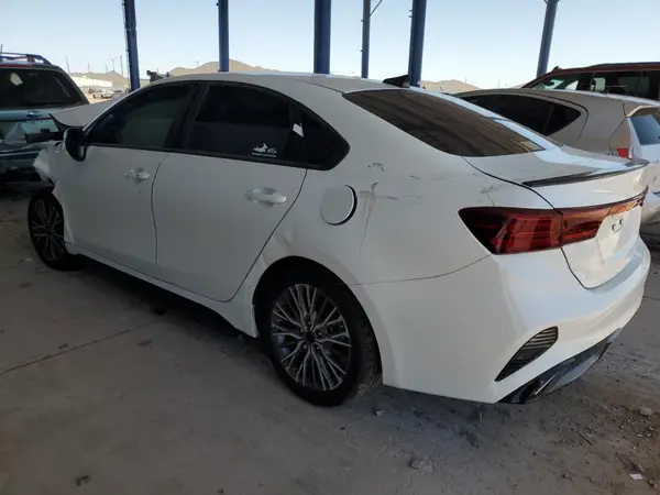 3KPF54ADXPE578614 2023 KIA FORTE - Image 2
