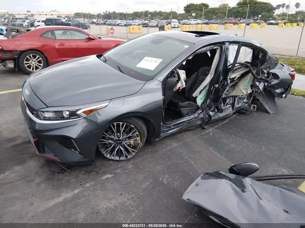 3KPF54ADXPE582680 2023 KIA FORTE - Image 2