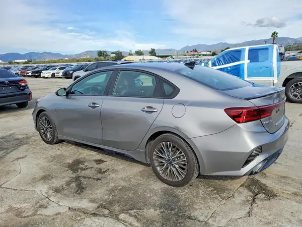 3KPF54ADXPE594098 2023 KIA FORTE - Image 2