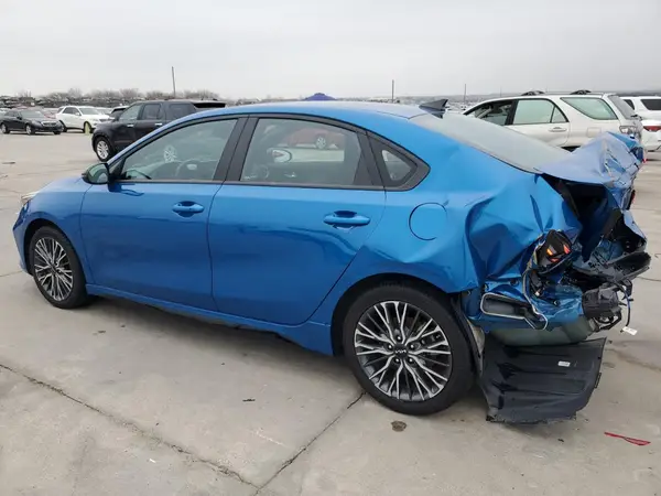 3KPF54ADXPE597504 2023 KIA FORTE - Image 2