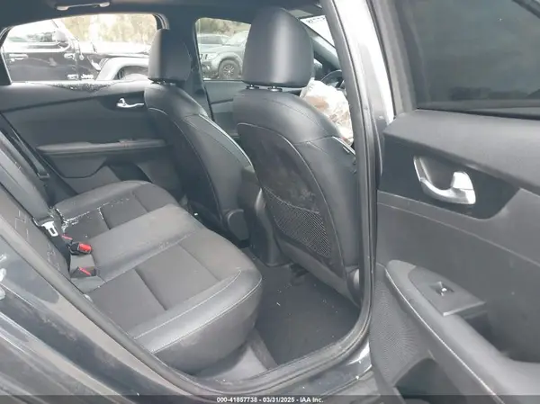 3KPF54ADXPE598362 2023 KIA FORTE - Image 8