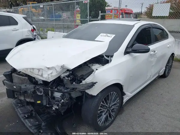 3KPF54ADXPE599611 2023 KIA FORTE - Image 2