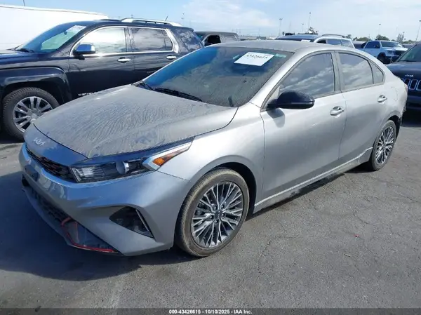 3KPF54ADXPE608517 2023 KIA FORTE - Image 2