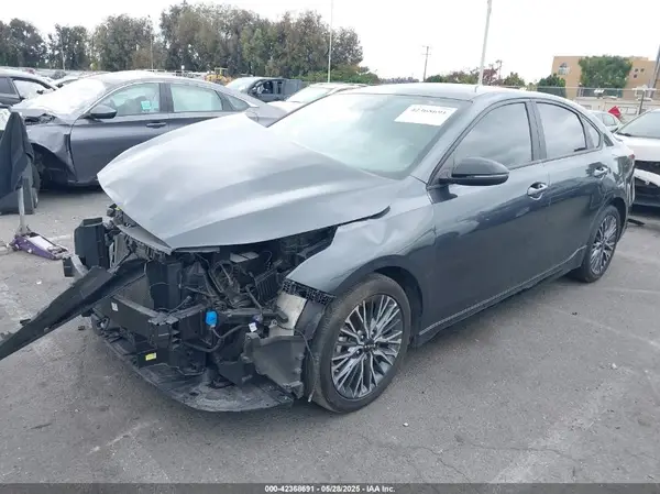 3KPF54ADXPE613202 2023 KIA FORTE - Image 2