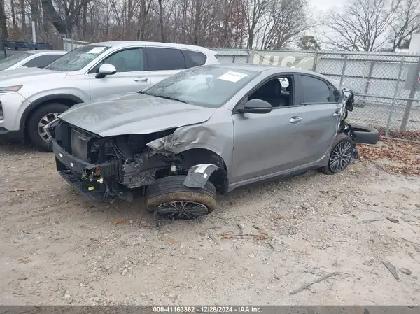 3KPF54ADXPE615323 2023 KIA FORTE - Image 2