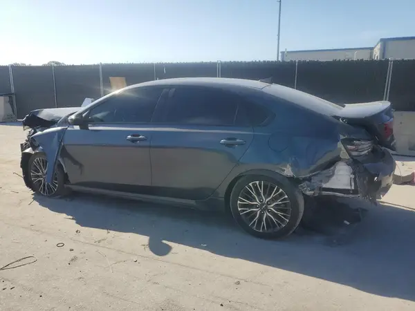 3KPF54ADXPE617136 2023 KIA FORTE - Image 2