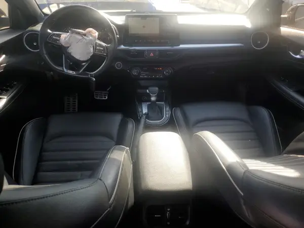 3KPF54ADXPE617136 2023 KIA FORTE - Image 8
