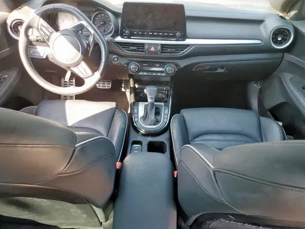 3KPF54ADXPE618156 2023 KIA FORTE - Image 8