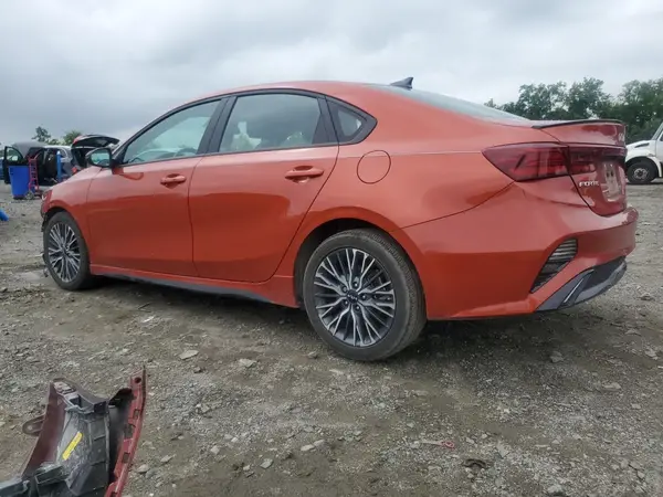 3KPF54ADXPE623485 2023 KIA FORTE - Image 2