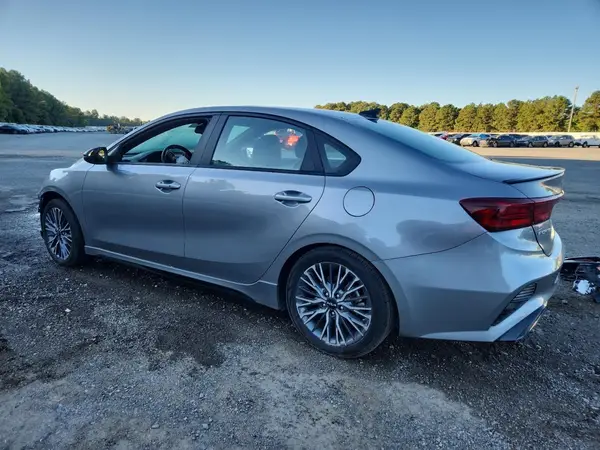 3KPF54ADXPE623938 2023 KIA FORTE - Image 2