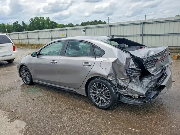 3KPF54ADXPE630890 2023 KIA FORTE - Image 2
