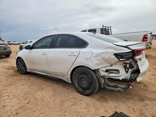 3KPF54ADXPE635023 2023 KIA FORTE - Image 2