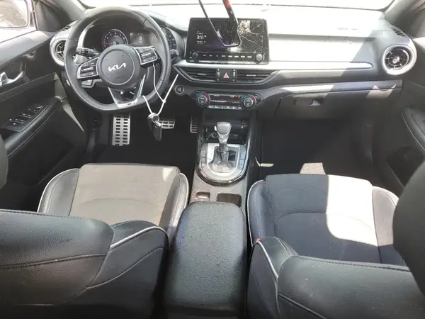 3KPF54ADXPE639296 2023 KIA FORTE - Image 8