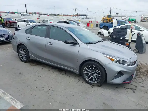 3KPF54ADXPE640609 2023 KIA FORTE - Image 1