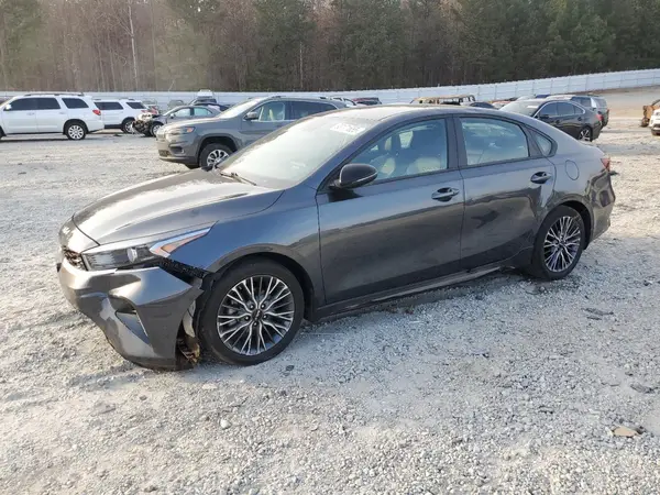 3KPF54ADXPE647432 2023 KIA FORTE - Image 1
