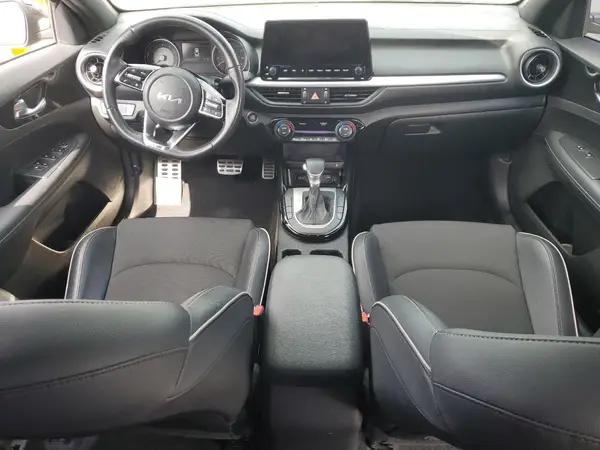 3KPF54ADXPE651853 2023 KIA FORTE - Image 8